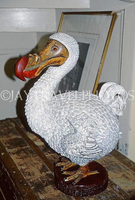 MAURITIUS, Moka, Eureka colonial house, Dodo sculpture, MRU323JPL