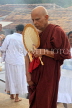 SRI LANKA, Anuradhapura, Ruwanweliseya Dagaba, Buddhist monk, SLK5723JPL