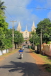SRI LANKA, Negombo, coastal area street, SLK6078JPL