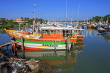 SRI LANKA, Negombo, fishing boats in Negombo Lagoon, SLK2434JPL
