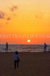 SRI LANKA, Negombo, sea, sunset, people watching the sunset, SLK3600JPL