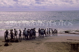 SRI LANKA, south coast, Beruwela, fishermen hauling in net, SLK2039JPL