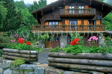 SWITZERLAND, Valais, LES MARECOTTES, Alpine chalet, SW1259JPL