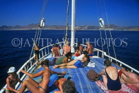 TURKEY, Gumbet, Gullet cruise and holidaymakers, TUR692JPL