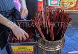 Taiwan, TAIPEI, Lungshan Temple, moon blocks (jiaobei) and fortune sticks, TAW705JPL