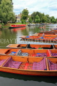 UK, Cambridgeshire, CAMBRIDGE, River Cam, and punts, UK34971JPL