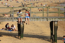 UK, Essex, Southend-On-Sea, beach and people, UK6799JPL
