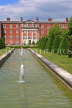 UK, Hampshire, WINCHESTER, Peninsula Barracks and fountains, UK8101JPL