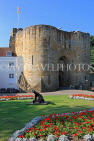 UK, Kent, TONBRIDGE, Tonbridge Castle, and courtyard, UK13247JPL