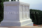 USA, WASHINGTON DC, Arlington National Cemetery, Tomb of the Unknown Soldier, US4001JPL