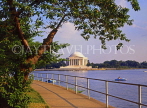 USA, WASHINGTON DC, Jefferson Memorial and Tidal Basin, WAS331JPL