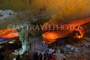VIETNAM, Halong Bay, Bo Hon Island, Sung Sot Caves, VT1923JPL