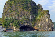 VIETNAM, Halong Bay, limestone formations, and cave, VT1870JPL